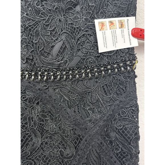 NWT Mac Duggal Black Lace Sleeveless V-Neck 79082 Dress Size 16 - Picture 3 of 14
